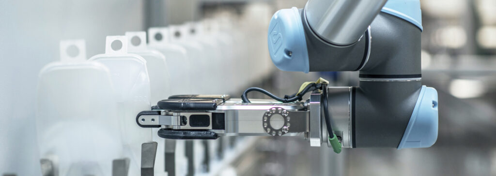 الروبوتات الذكية في التصنيع الدوائي: دراسة حالة على تقنية “Robo-Pharma” الروبوتات الذكية في التصنيع الدوائي: دراسة حالة على تقنية “Robo-Pharma”